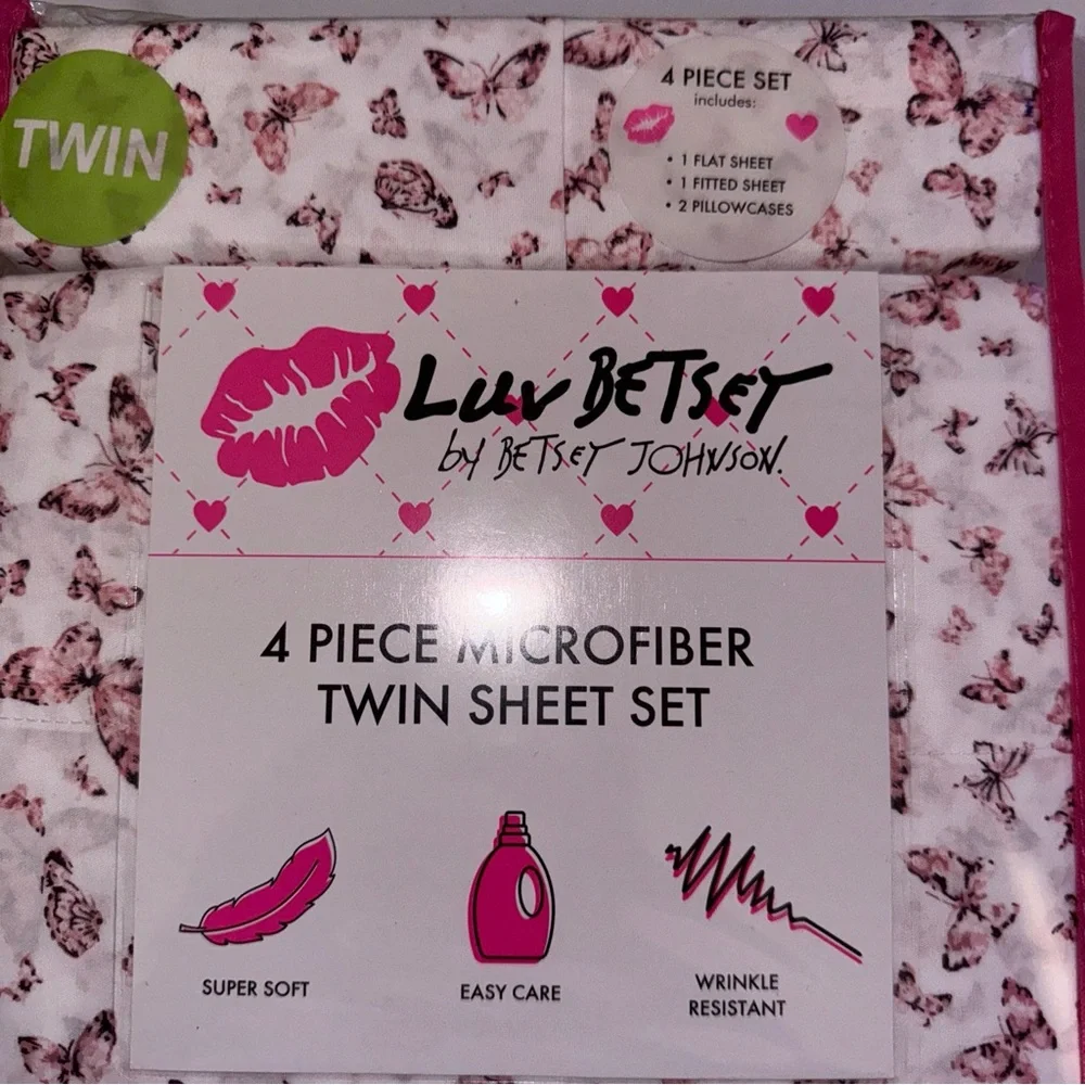 Betsey Johnson twin 6 Piece Butterfly Sheet Set